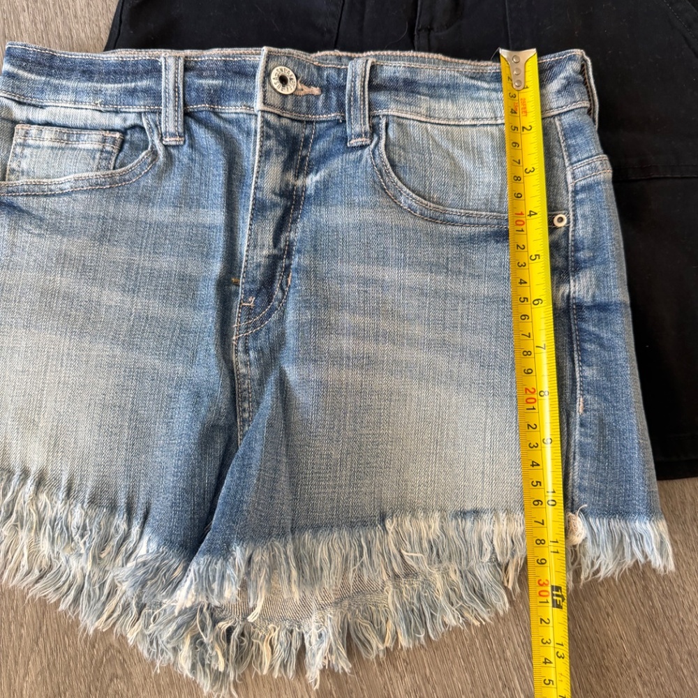 Anthropologie Bundle 3 pairs of shorts. - Picture 7 of 12